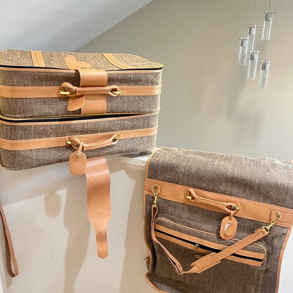 5th Ave three tan tweedTravel set . Two Suitcase and garment bag Set New no tags